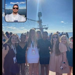 Meet your Posher, Thea